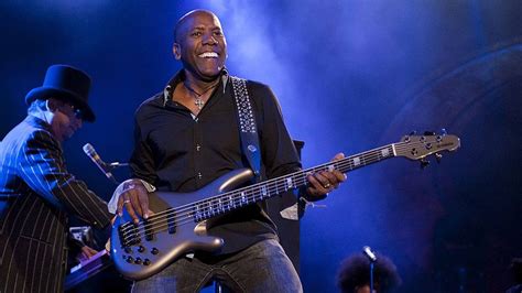 35 Best Bassists of All Time (Greatest Bass Players Ever).